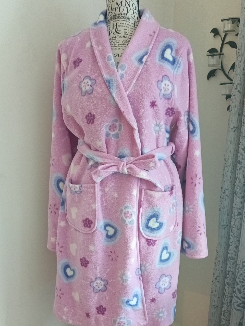 Xhilaration Girls Pink Purple Fleece Robe with Hearts & Flowers